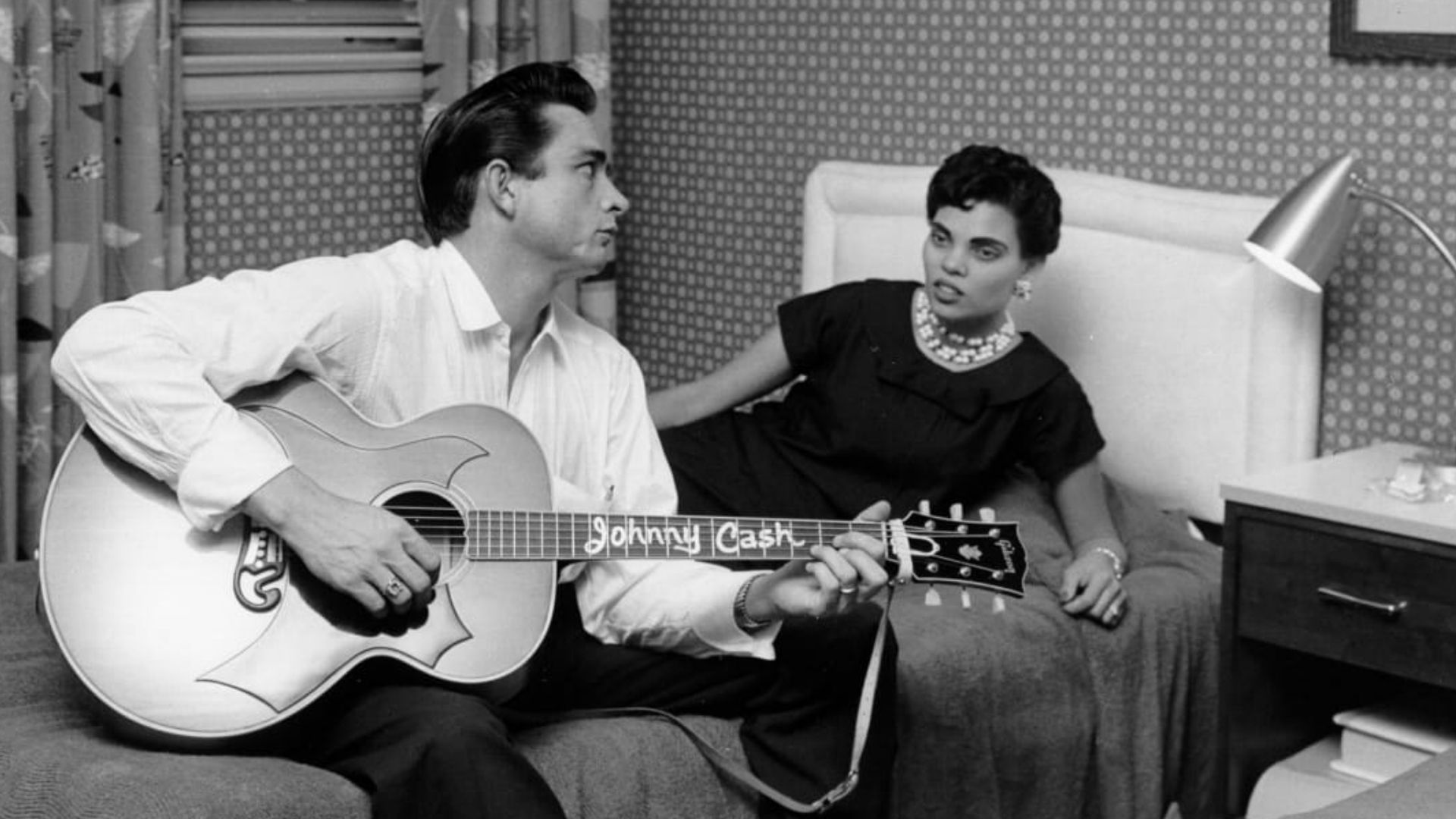 How to Play "You Are My Sunshine" on Guitar?